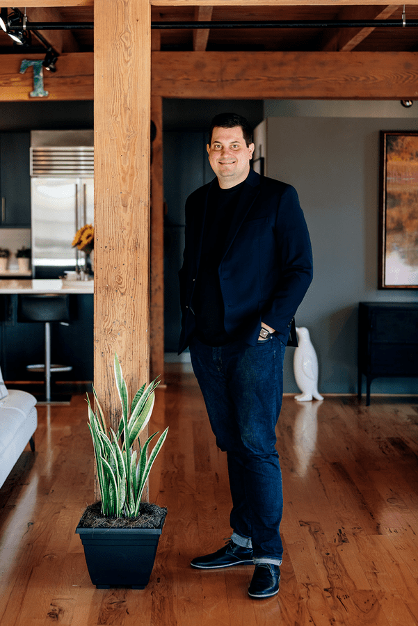 Real Estate Agent Brooks Anderson